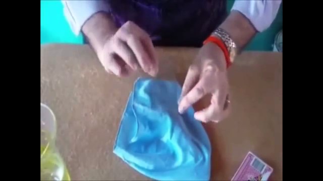 Easy Magic Tricks: Learn how to do magic tricks with cards