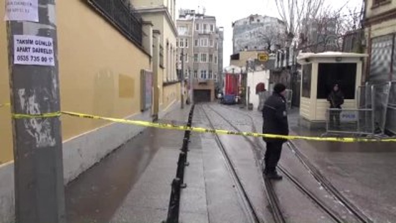 Taksim'de Şüpheli Çanta