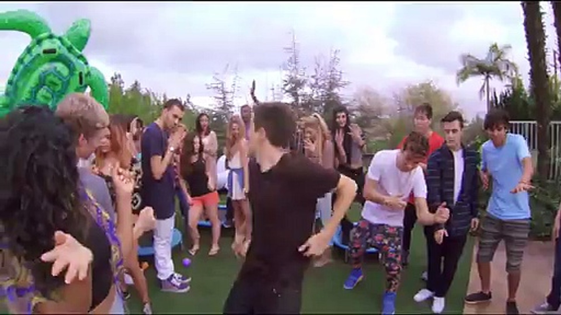Kalin And Myles Trampoline Video Dailymotion dailymotion