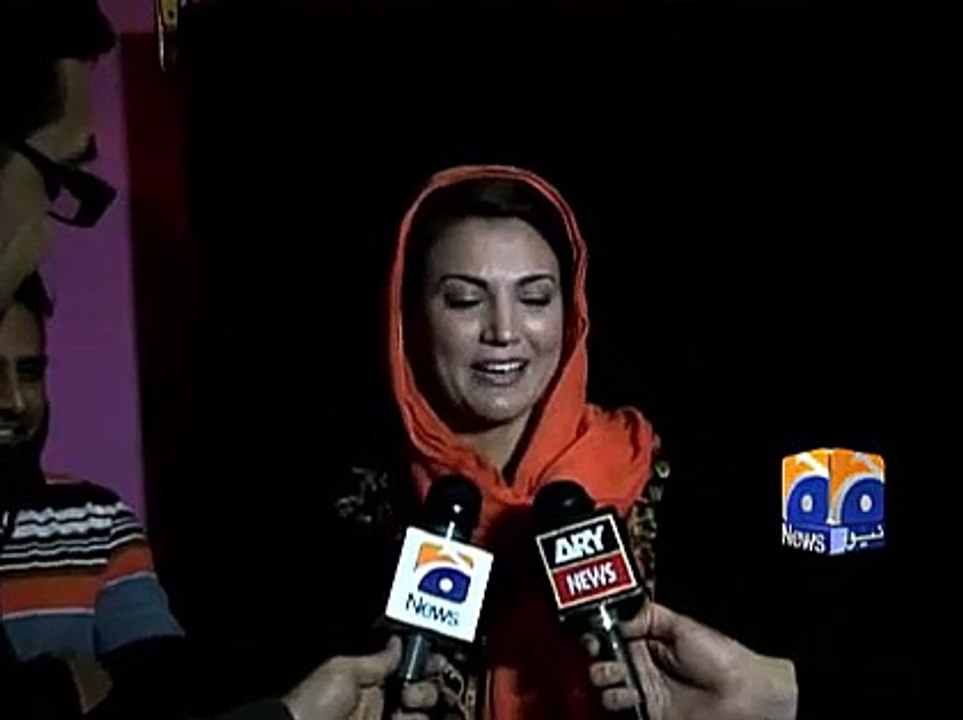 Reham Khan's Best Wishes For Green Shirts (ICC WorldCup 2015)