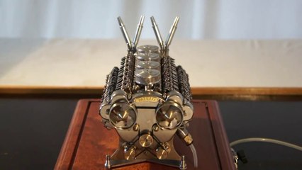 Un moteur mignature W-32