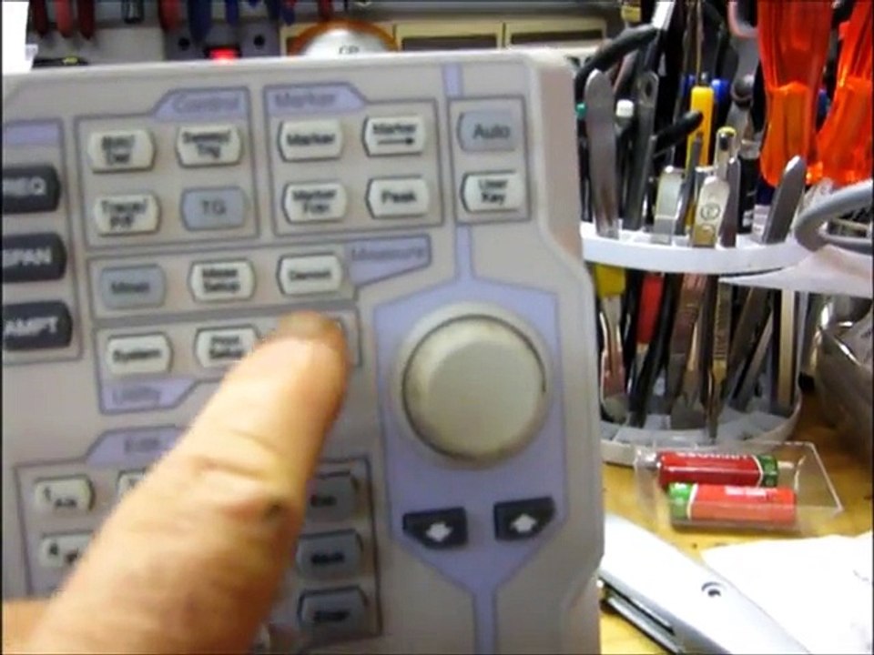 Cyrob: L'analyseur de spectre Rigol DSA815TG sort de sa boite