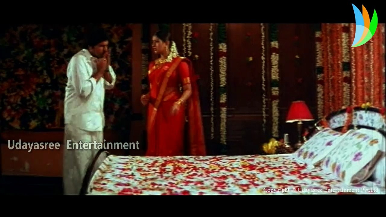 Sangavi Bedroom Romantic Scene From Sri Rajarajeswari Telugu Movie - video  Dailymotion