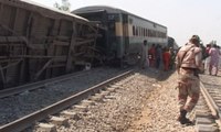 Three Bogies Of Shalimar Express Derailed In Hyderabad