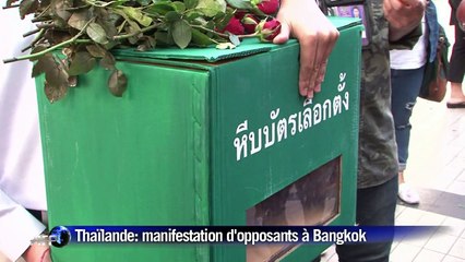 Manifestation exceptionnelle d'opposants en Thaïlande