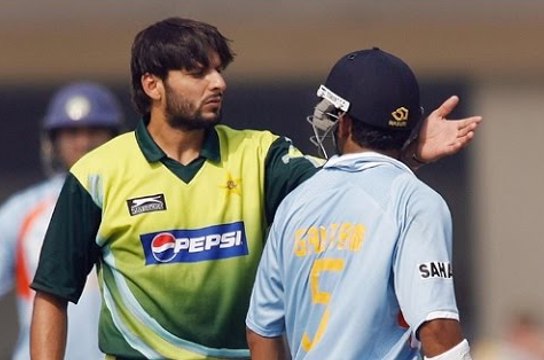 Most Horrible Cricket Fights Of INDIA vs PAKISTAN
