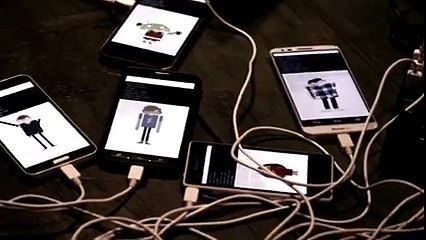 300 Android cihaz bir araya gelip şarkı söylerse ne olur?