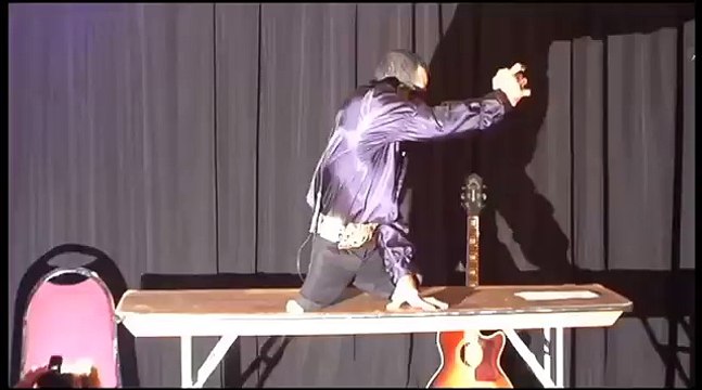 Danny Frasier sings MY BABE at Elvis Day in Sheffield Elvis Presley song