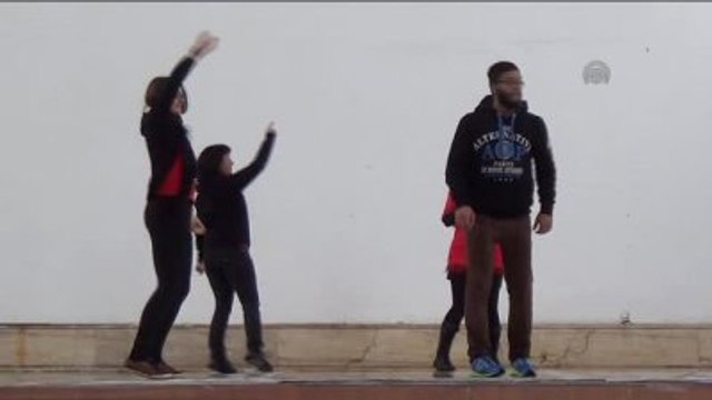 Kadına Yönelik Şiddeti, Davul Çalarak Protesto Ettiler