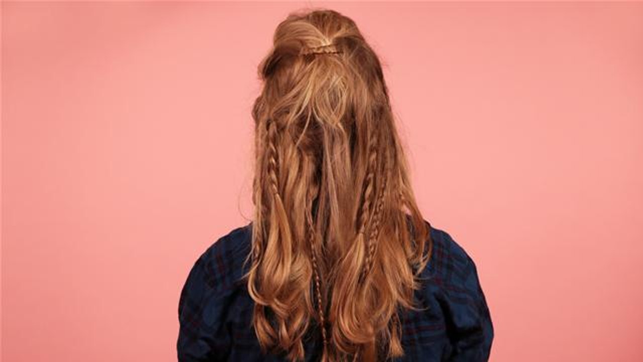 Hair With Hollie: Cool Girl Messy Braids