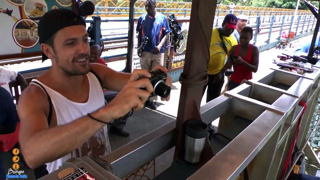 Patrick OLMO Bungee Victoria Falls 111 M Fév 2015