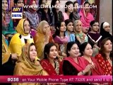 Nida Yasir Once Again Doing Nonsensical Acts While Potraying Pakistani Wife On Her Show