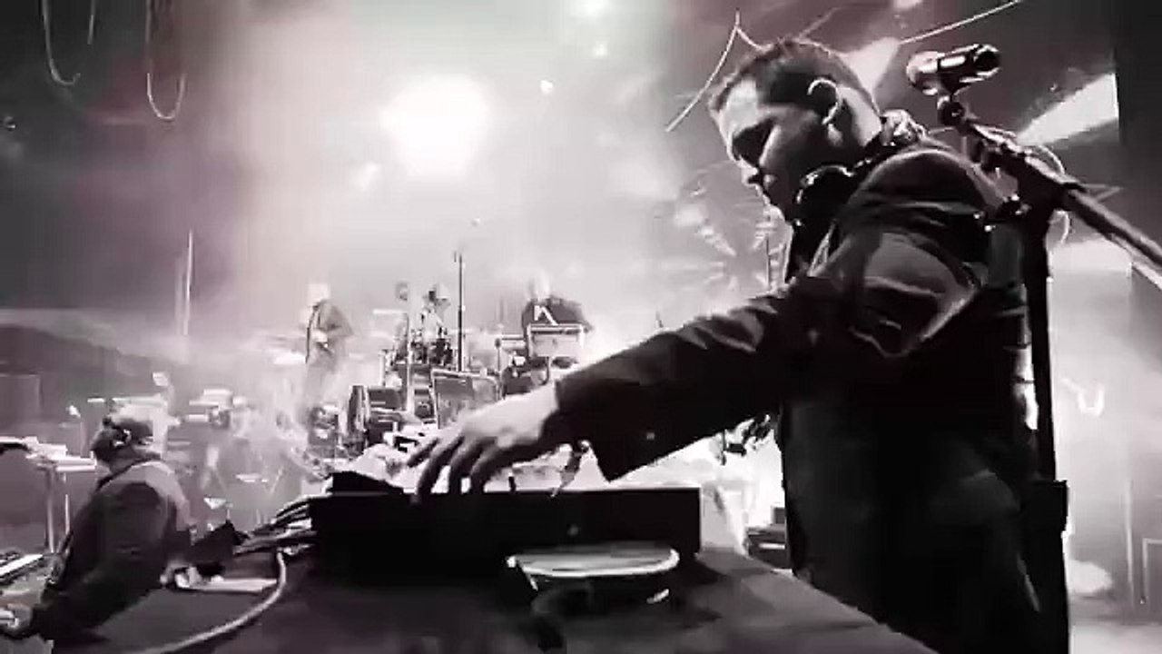 Pitbull - Feel This Moment ft. Christina Aguilera