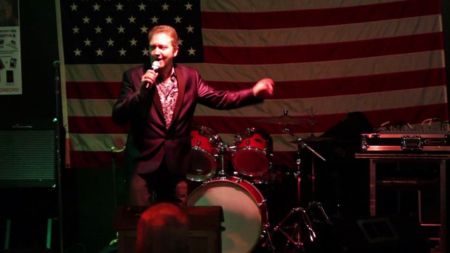 Colin Paul sings 'Wonderful World' Elvis Presley Memorial VFW 2015