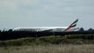 Emirates Airlines Boeing 777-300ER (A6-EGO) départ de l'aéroport international de Dublin en Irlande