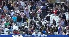 Shahid Afridi (Pakistan) Huge Six vs Shane Watson (Australia) _ Tune.pk
