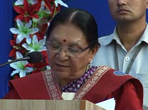 Gandhinagar GNLU 6th Convocation attended by Anandiben Patel