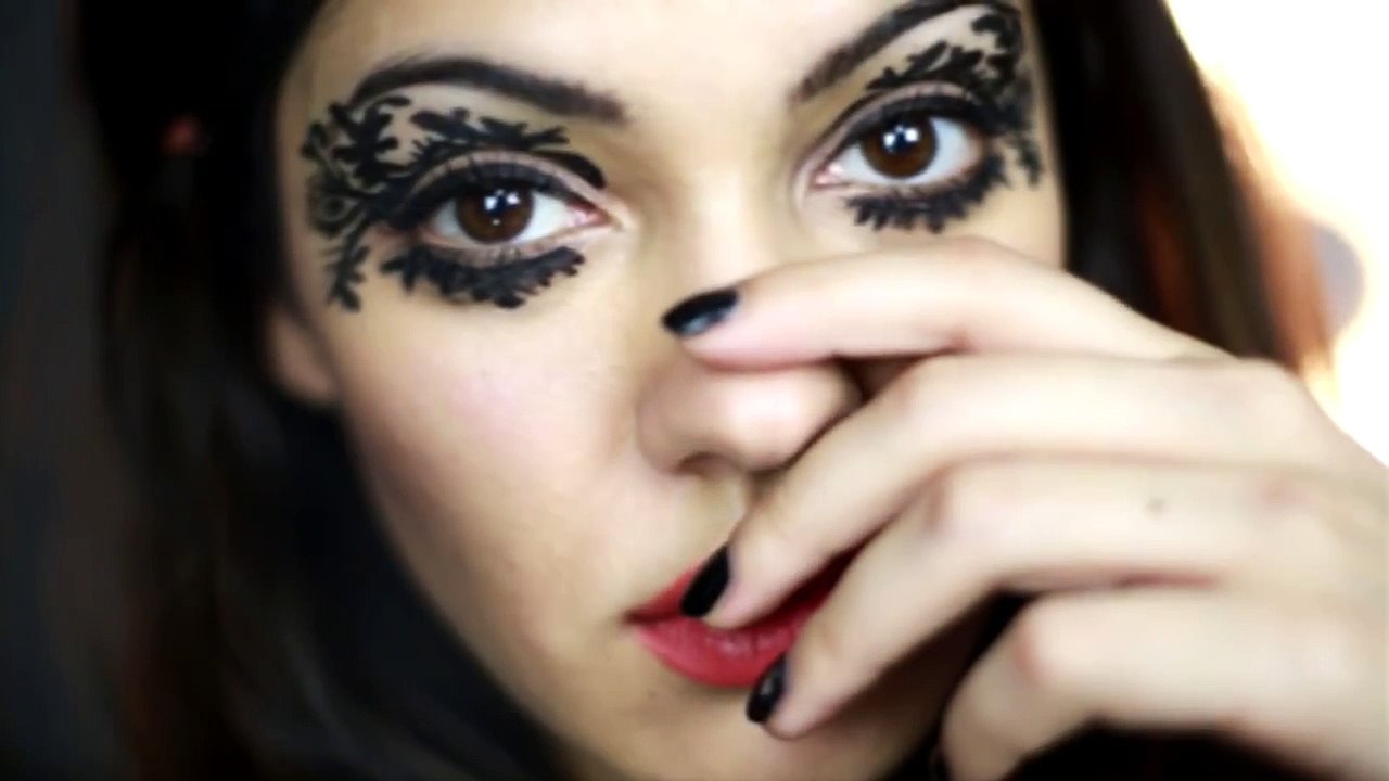 WEIRD and WONDERFUL | New Years Eve | Beauty Look #2 | daaruum