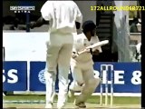 Cameron Cuffy OWNS Sachin Tendulkar, Traps him LBW, 2002