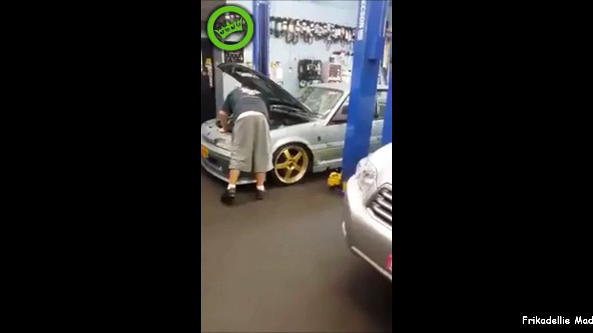 ⁣Garage Prank