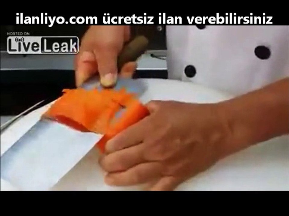 Yemek Usatsının Havuca Verdiği Şekle Bakın