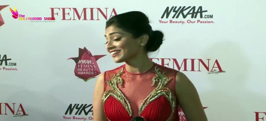 Shriya Saran Wishes Indian Cricket Team For World Cup 2015