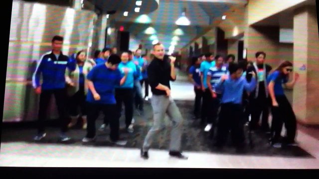 A. Maceo Smith new tech high school - uptown funk Dance