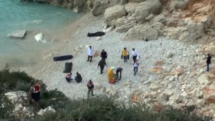 Otomobil Denize Yuvarlandı: 3 Ölü