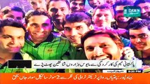 Phele Yeh Selfies Lene Se Baaz Ajayein Phir Match Kheleinge Na - Karachi Girls Blast Cricketers