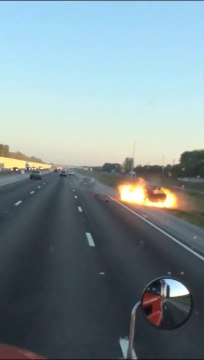 Terrible crash and truck explosion caused by Drunk Driver On Florida Turnpike