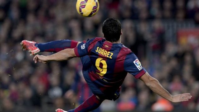 Incroyable bicyclette de Luis Suarez face à Levante