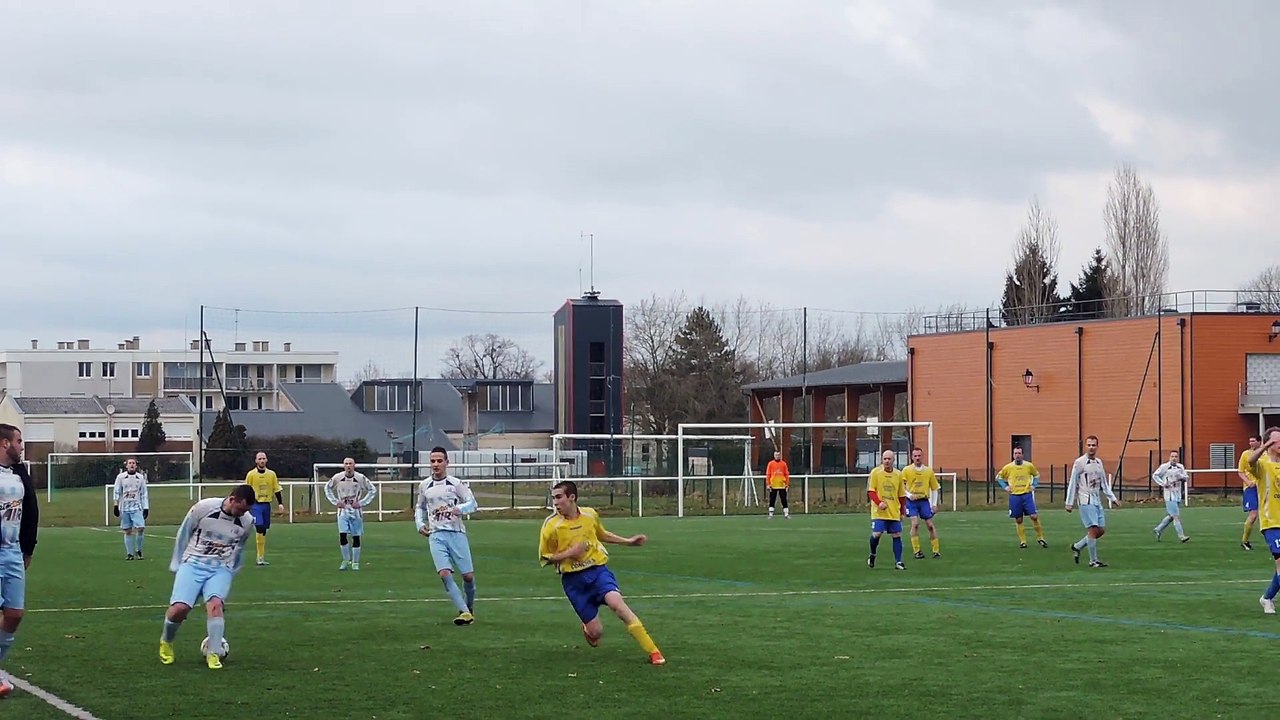 Conches 2  - Damville 2    (3-1)