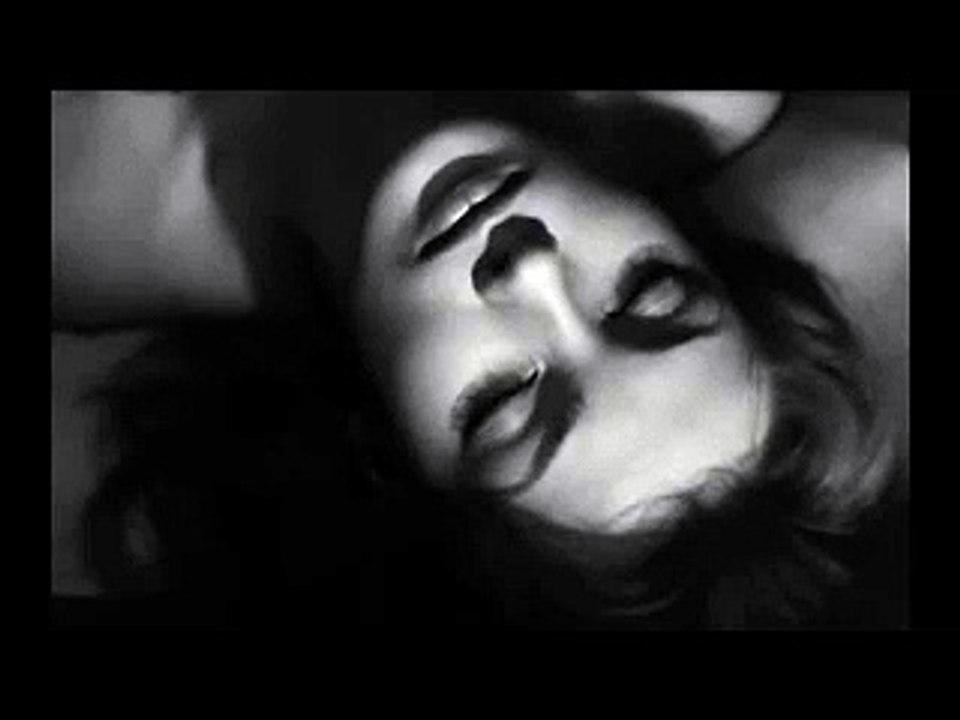 Aşkı Seninle Tattı Hicrânla Yandı Gönül - Zeki Müren