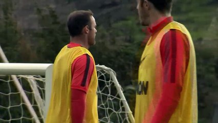 Rooney filling in midfield until summer signing - van Gaal