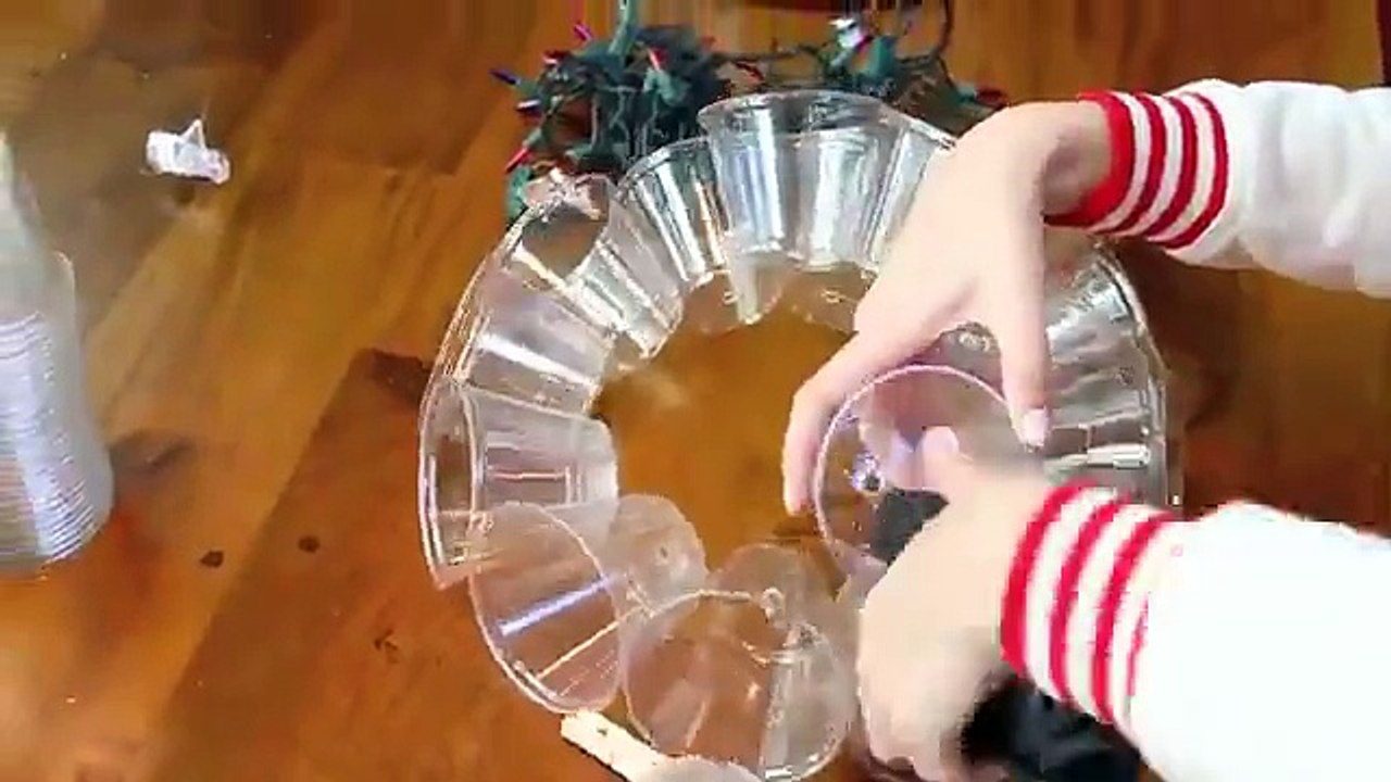 Plastik Bardaklarla Işık Küresi Nasıl Yapılır