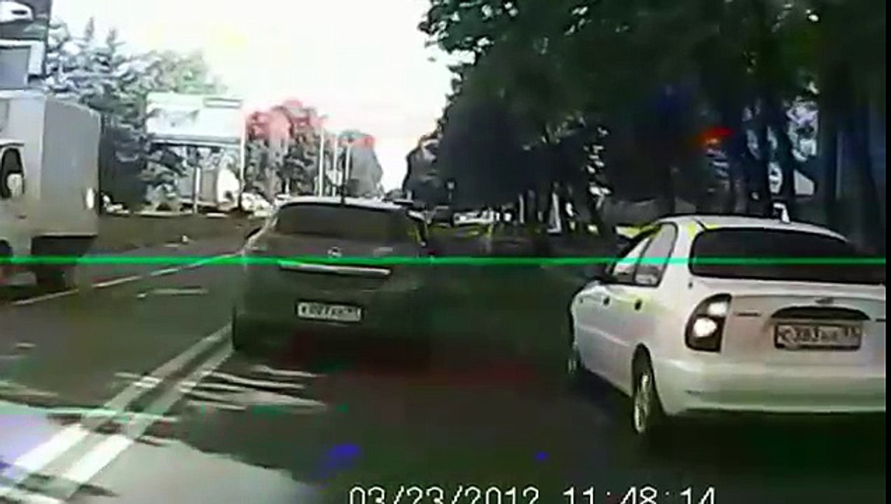ДТП - Хрустик выехал на встречку и врезался...