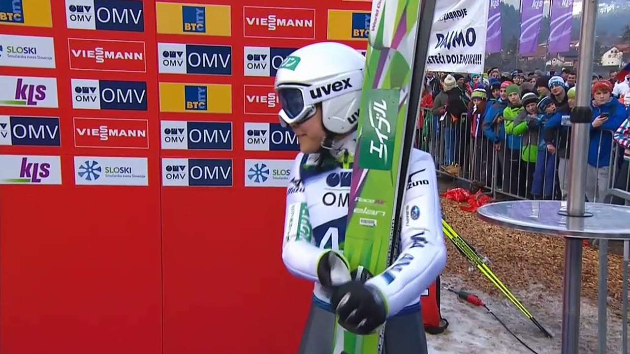 Saltos de Esquí- Iraschko-Stolz and Takanashi comparten victoria en Ljubno