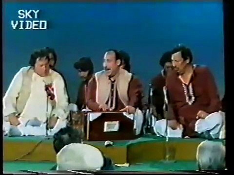 Yadan Vichre Sajan Diyan Aiyan, Nusrat Fateh Ali Khan Qawwal