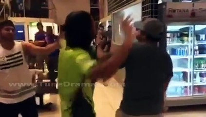 Indians Couldn't Resist and Danced Along Pakistanis - Must Watch