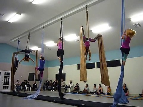 Intermediate Aerial Silks class performance
