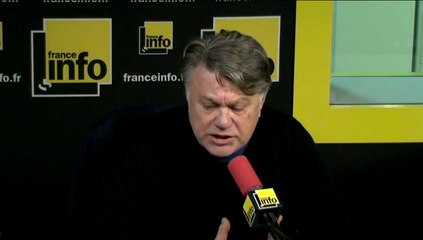 Collard critique Hollande, "VRP de nos souffrances"