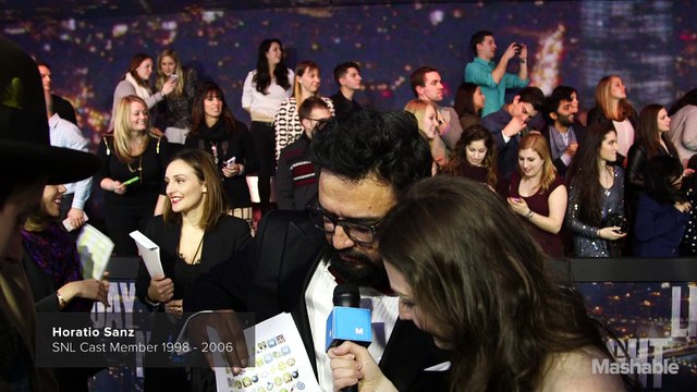 SNL stars talk emojis on the red carpet at the 40th anniversary event