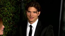 Ashton Kutcher se vante d'avoir des relations sexuelles avec Mila Kunis à une conférence sur la technologie