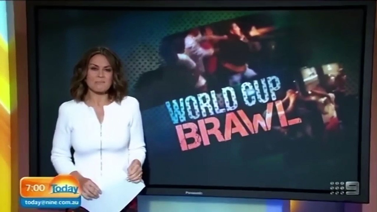 Exclusive Footage of Fight between Pakistan and India Fans during Yesterday's Match