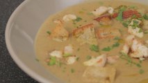 Recette de potage de lentilles, poulet et croûtons - Gourmand