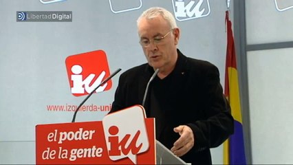 Cayo Lara acusa a Podemos de lanzar una "opa hostil" contra IU