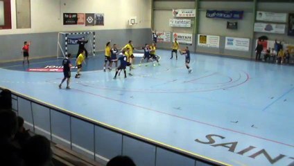 L'incroyable tir à l'aile de Maxime Charvin (handball)