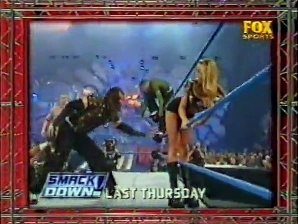 Raw 29.10.01 1-2 (WCW ECW INVASION)