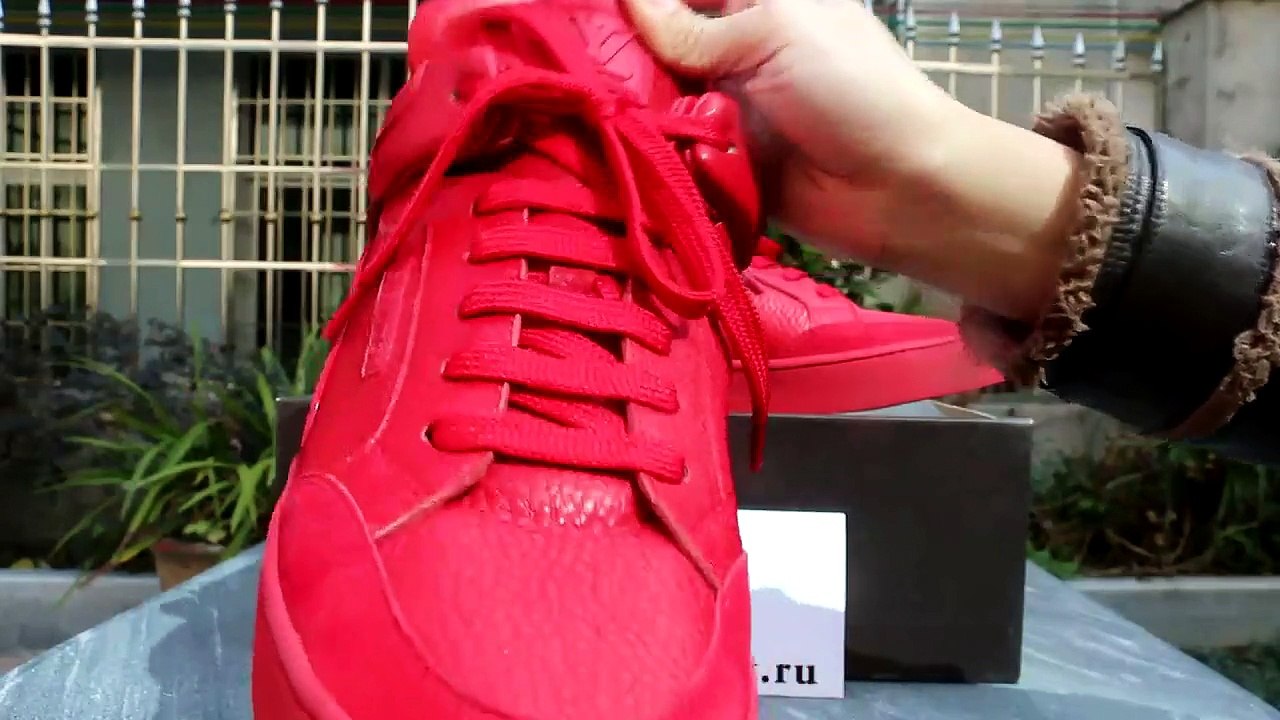 Nike LV Dunk