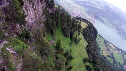 Vol en wigsuit à ras du sol pour Scotty Rob